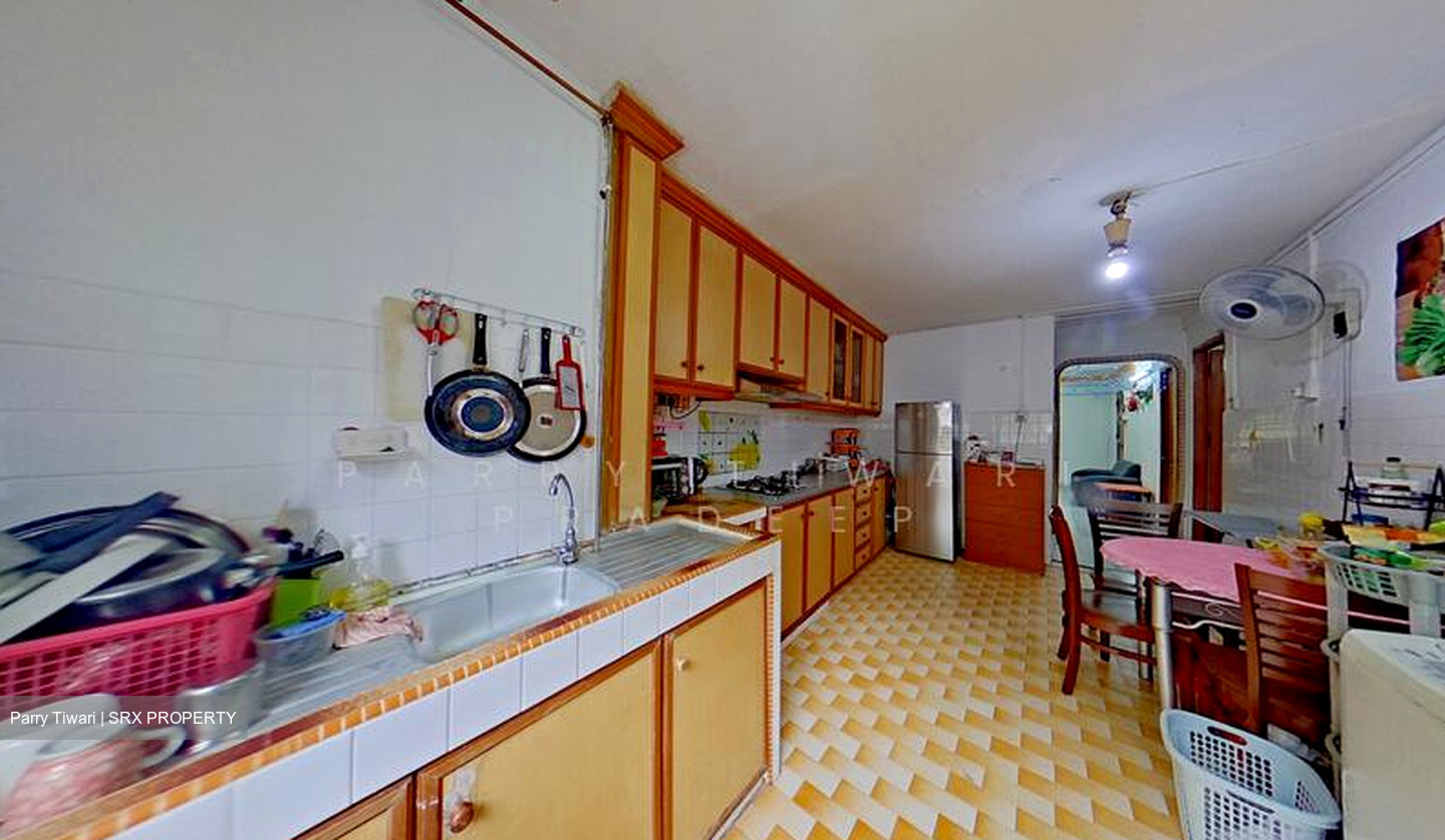 Blk 247 Jurong East Street 24 (Jurong East), HDB 3 Rooms #590285071